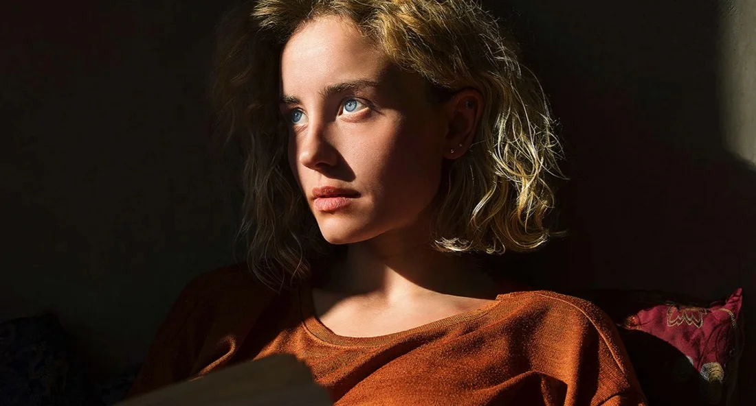 قیمت تلویزیون 83 اینچ اولد C4 اسمارت مدل 83C4