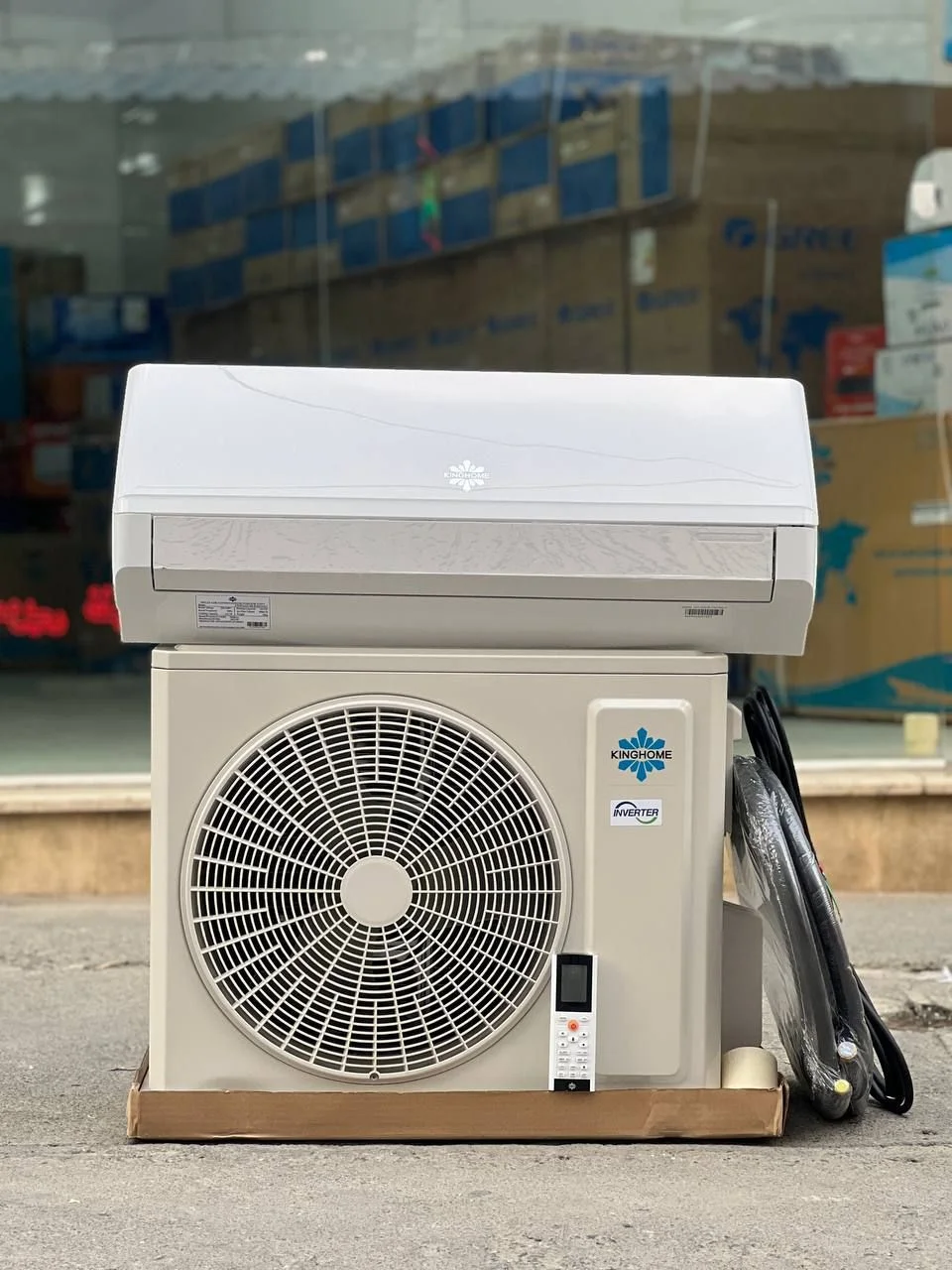 قیمت کولر گازی کینگ هوم 28000 اینورتر مدل GWH28AGC