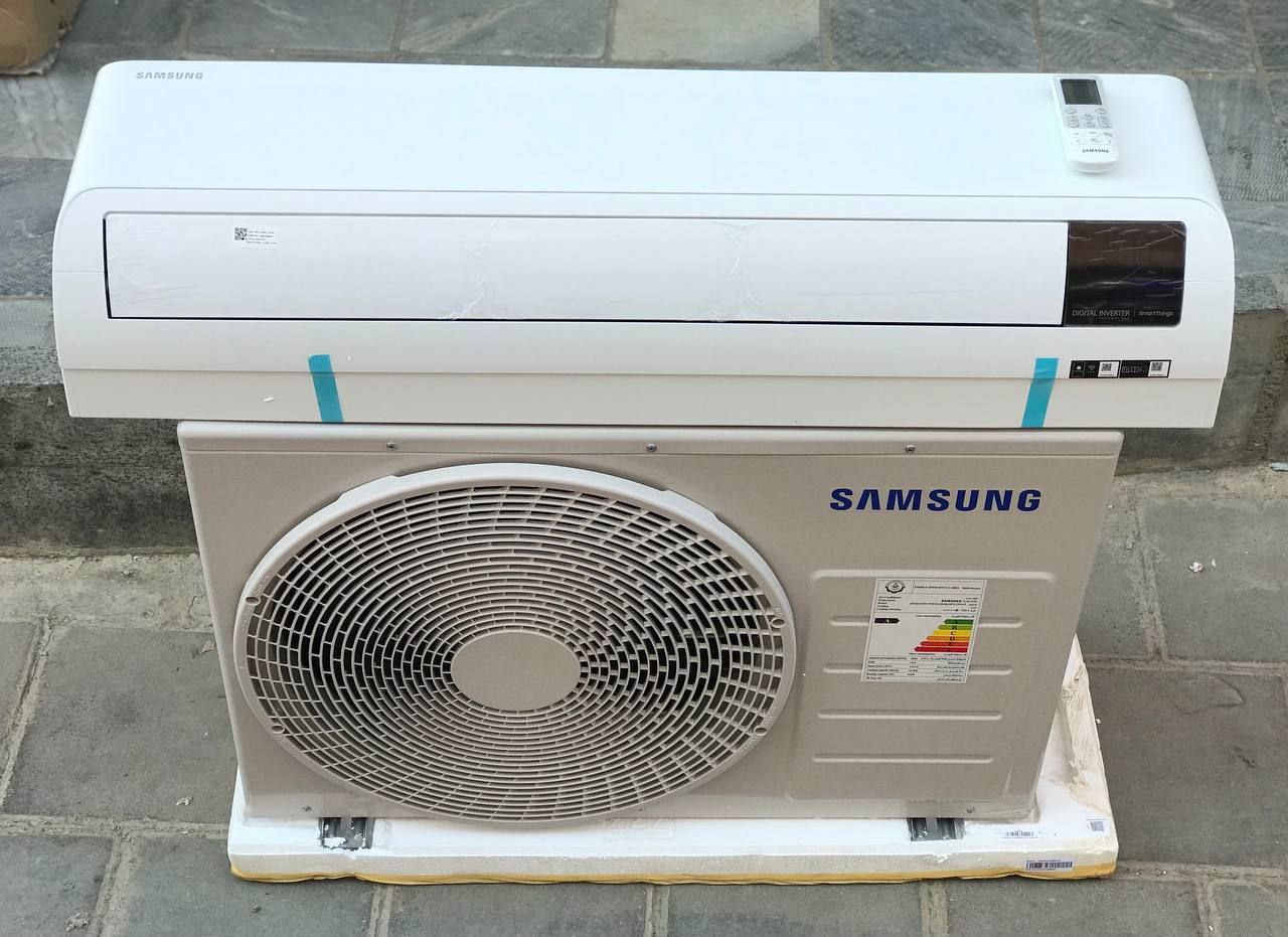 کولر گازی 18000 سامسونگ اینورتر سرد و گرم مدل AR18ASFGWKN