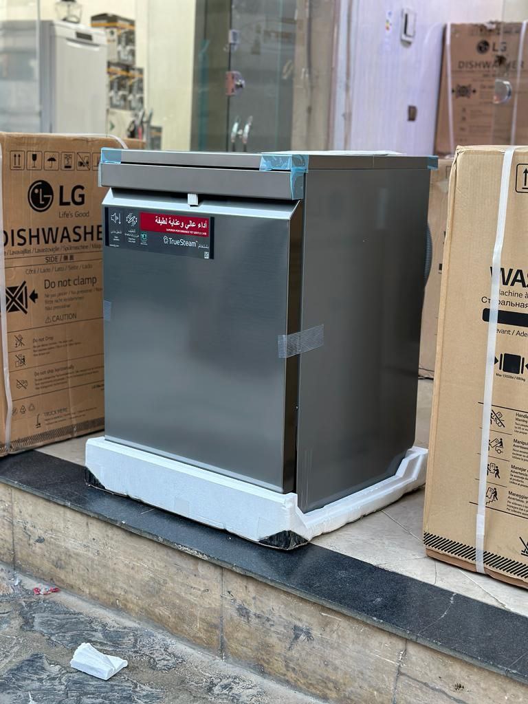 ماشین ظرفشویی ال جی 335 نقرهای