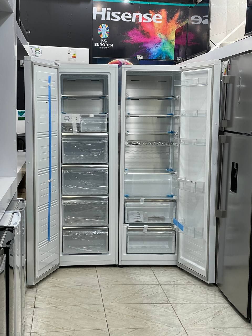 یخچال دوقلو هایسنس مدل RL484N4WWU\FV356N4AWU